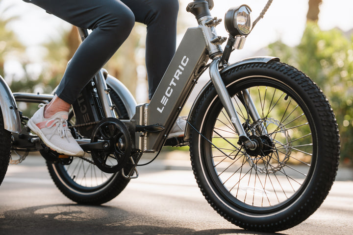 TFT color display showing speed and ride modes on XP Trike2